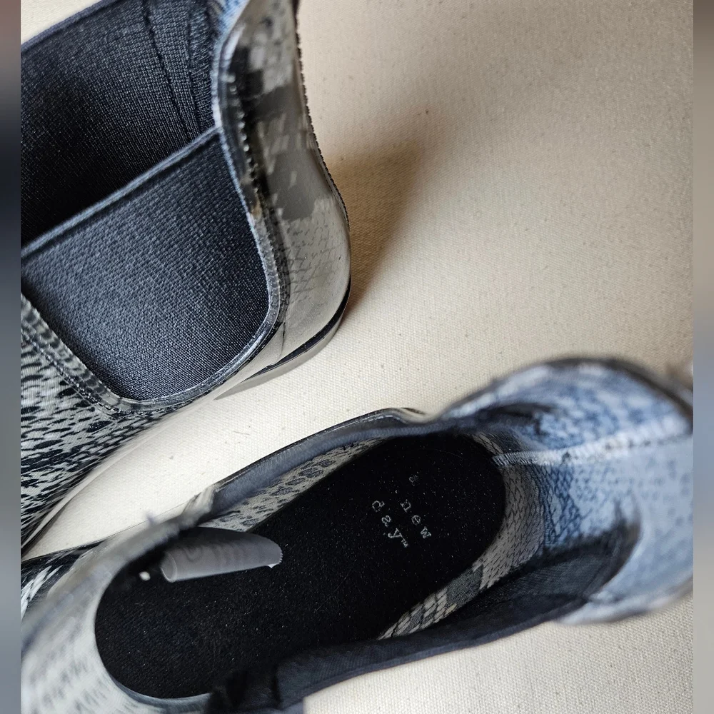 A New Day Snake Print Chelsea Ankle Rain Boots | Women’s Size 6 - Picture 8 of 9